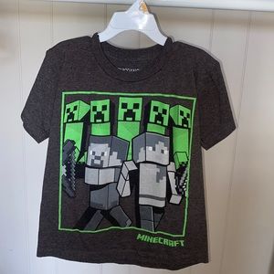 Minecraft t-shirt size 4/5